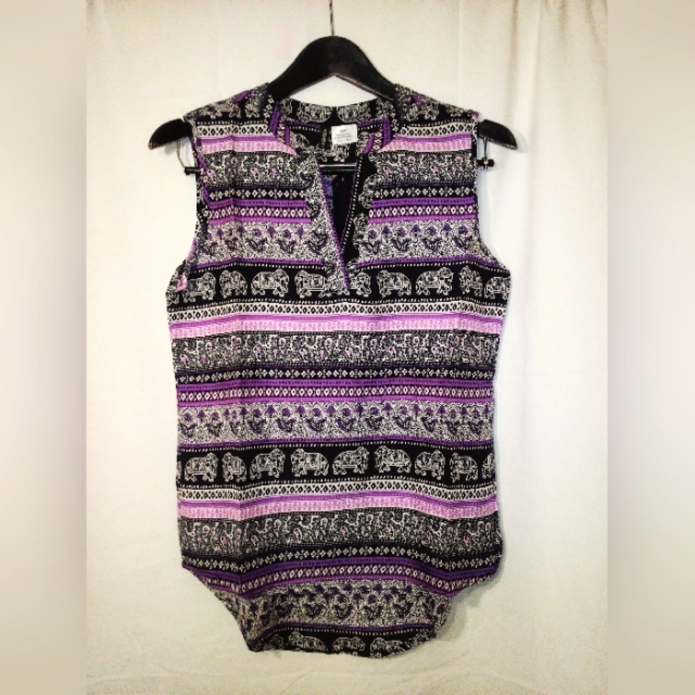 Manhattan blues top